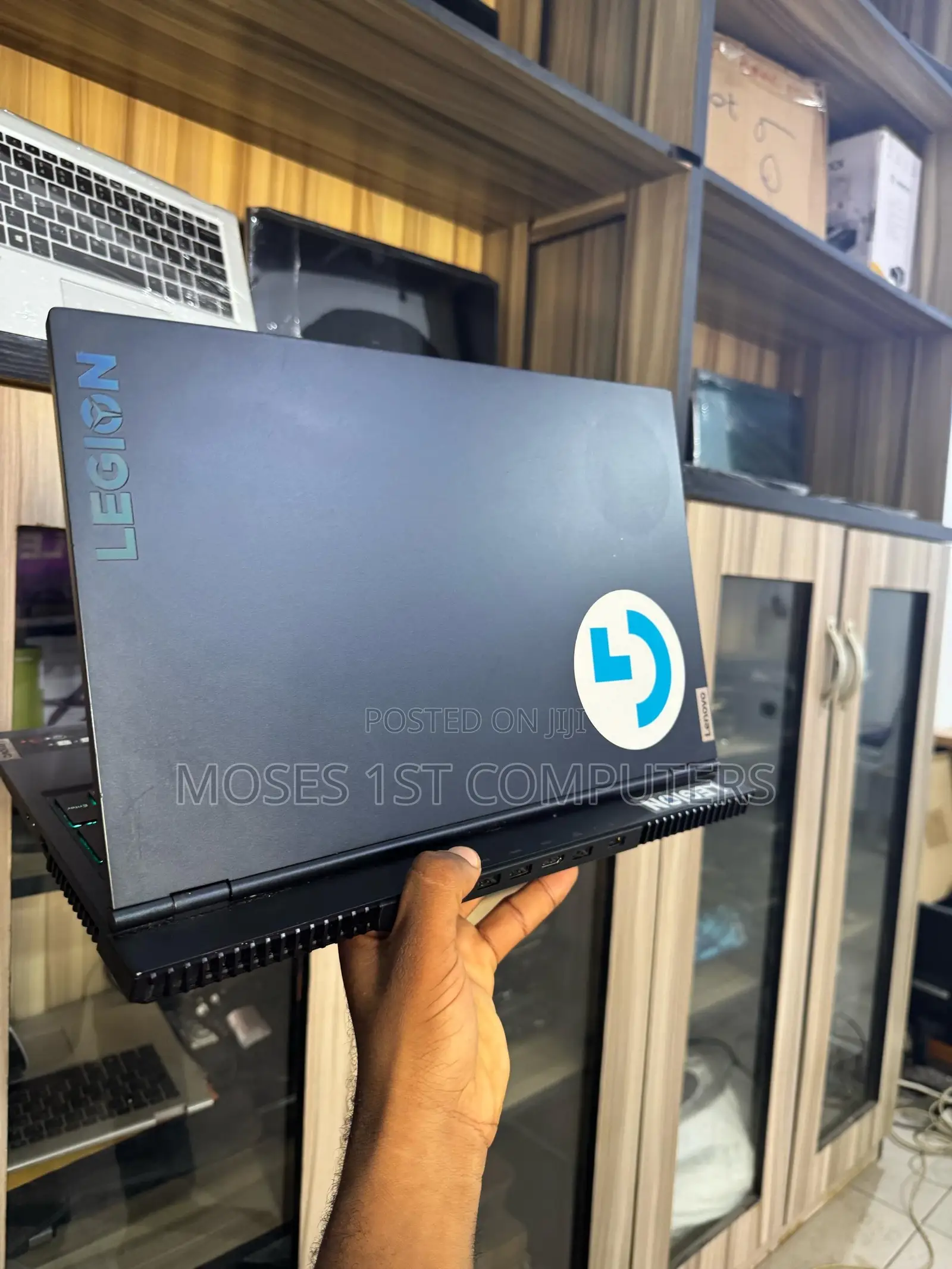 New Laptop MSI GF65 Thin 10UE 16GB Intel Core i7 SSD 1T
