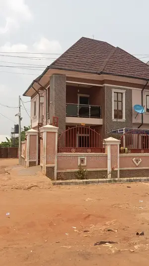 4bdrm Duplex in Umudioka, Awka for sale