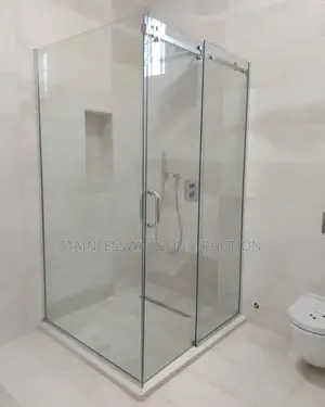 Aquashowercubiclehydrooasisspace