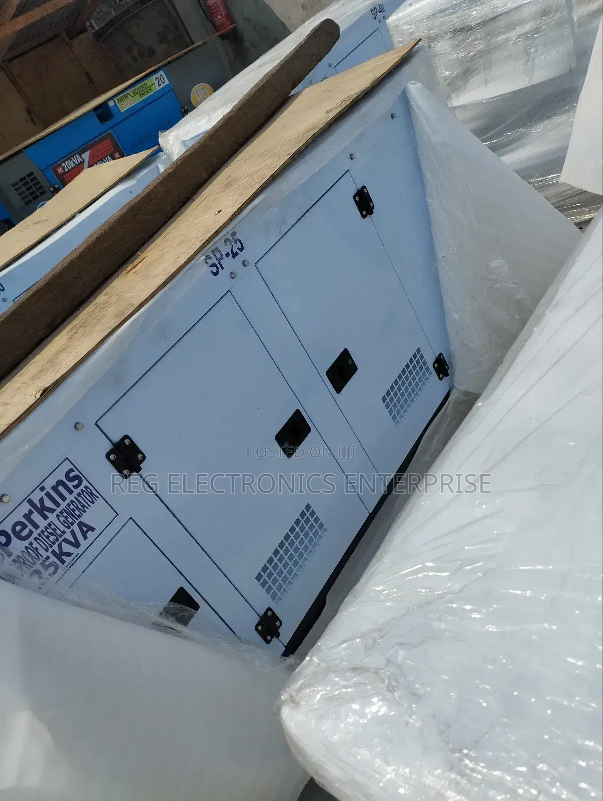 25 Kva Perkins Generator