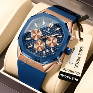 Poedogar Rubber Strap Wristwatch