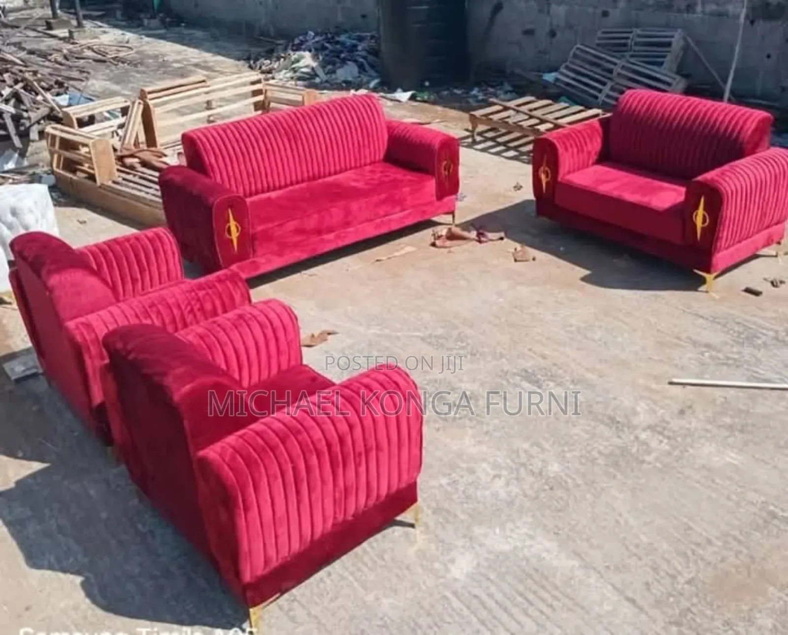 Matched 7 Seaters Sofa