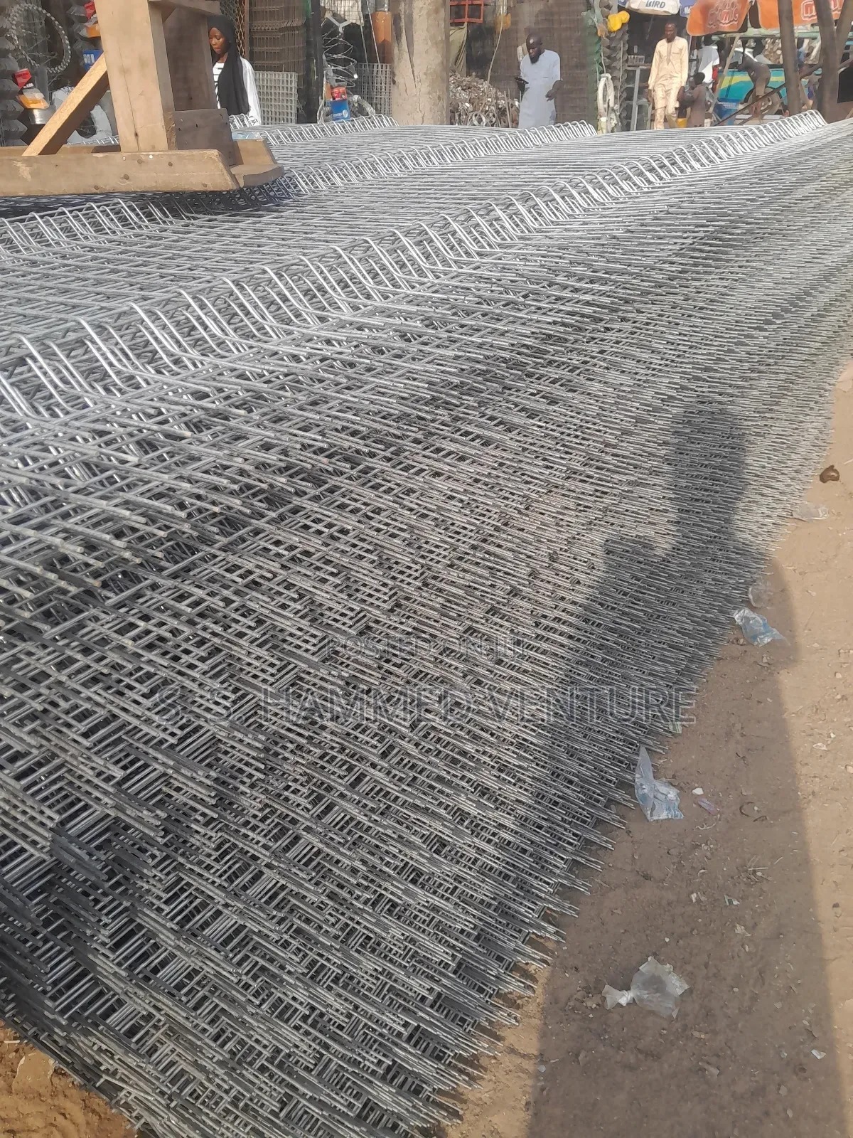 Gavalnized Panel Mesh Wires (2 × 4 Holes)