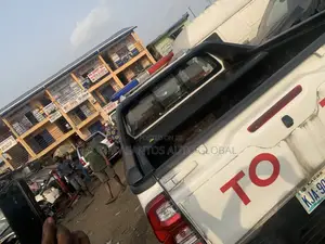 Automatic Rolling Booth Cover Toyota Hilux Cover Available