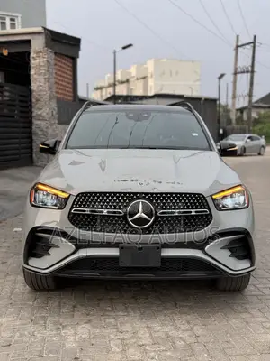 Photo - Mercedes-Benz GLE-Class GLE 350 4MATIC 2024 Gray
