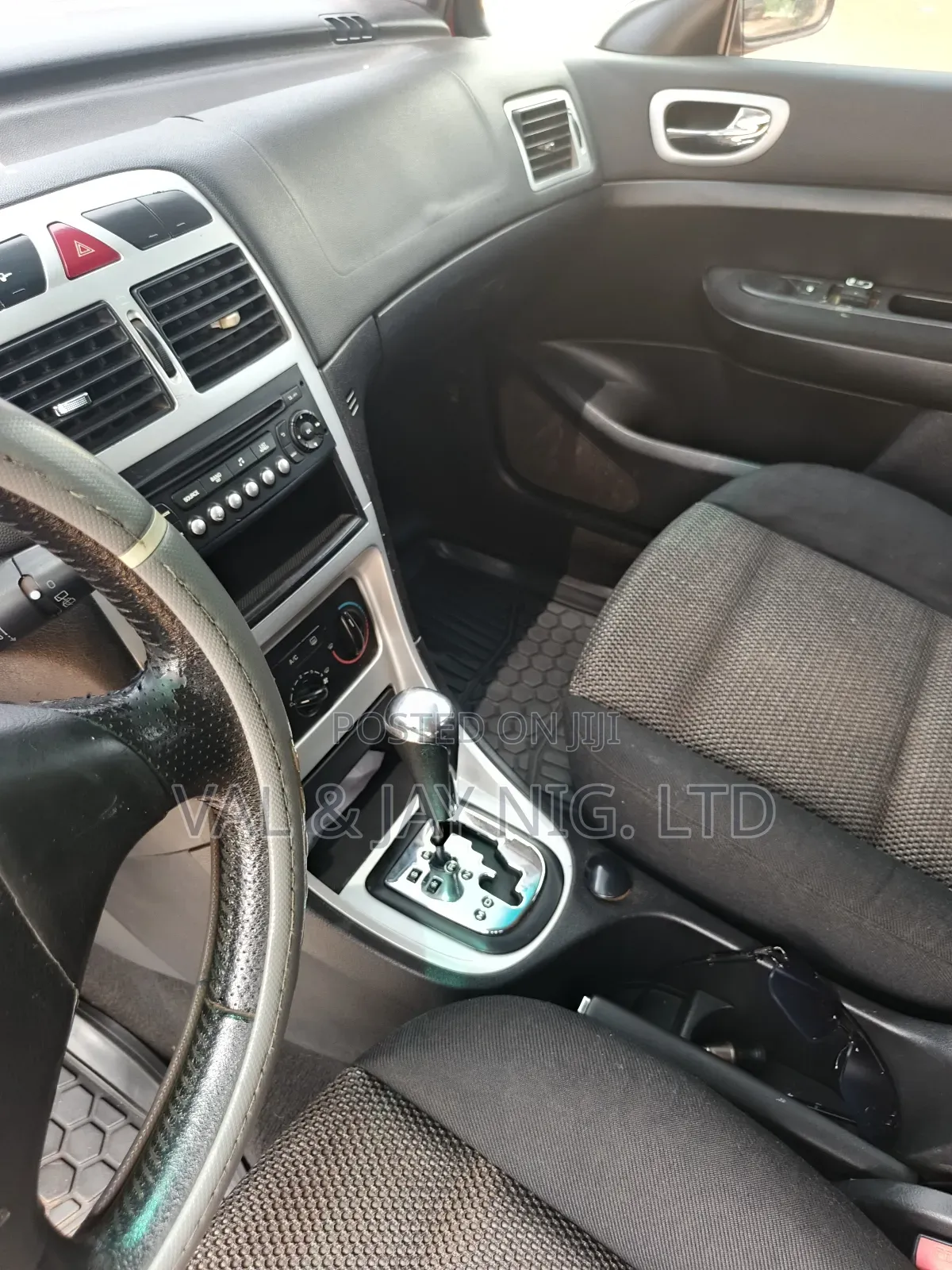 Peugeot 307 1.6 XT Automatic 2005 Red