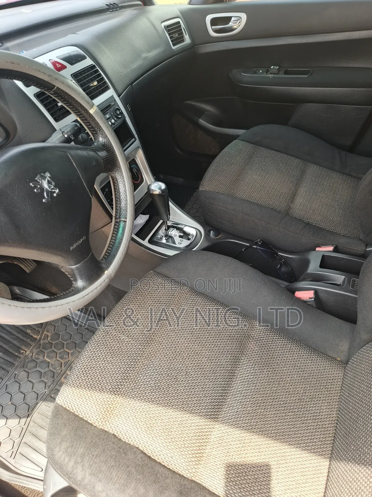 Peugeot 307 1.6 XT Automatic 2005 Red