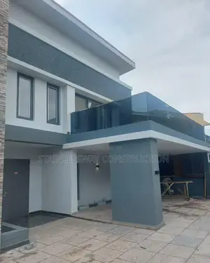 Refreshing Dark Gray Glass Experience