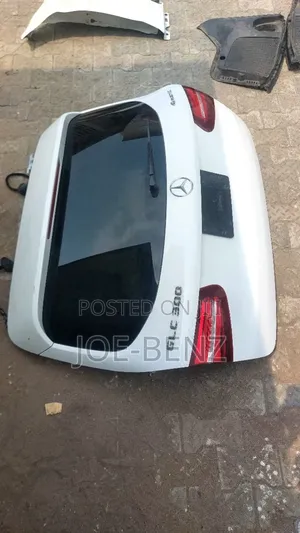 Glc300 2017 Boot