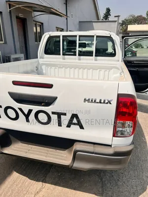 Photo - New Toyota Hilux 2024 White