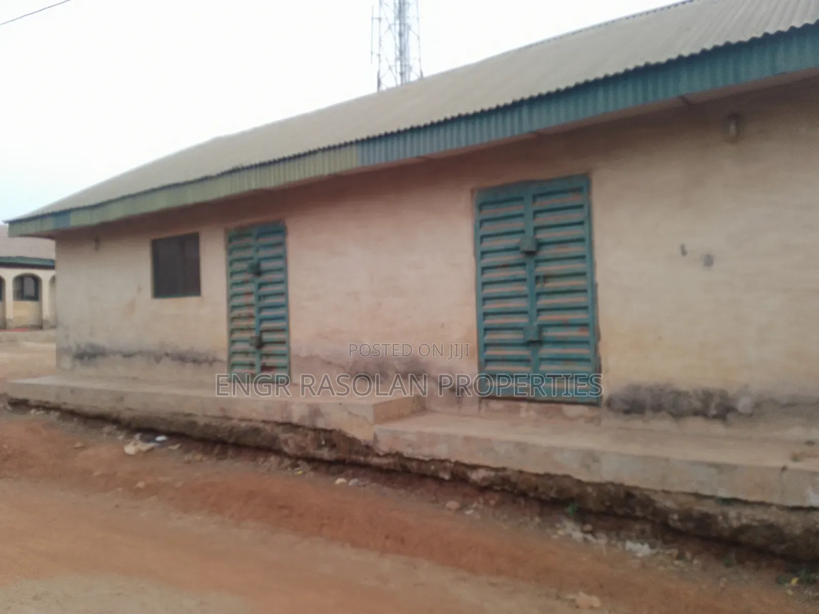 For Sale Incomplete of 2 Units of 3 Bedroom