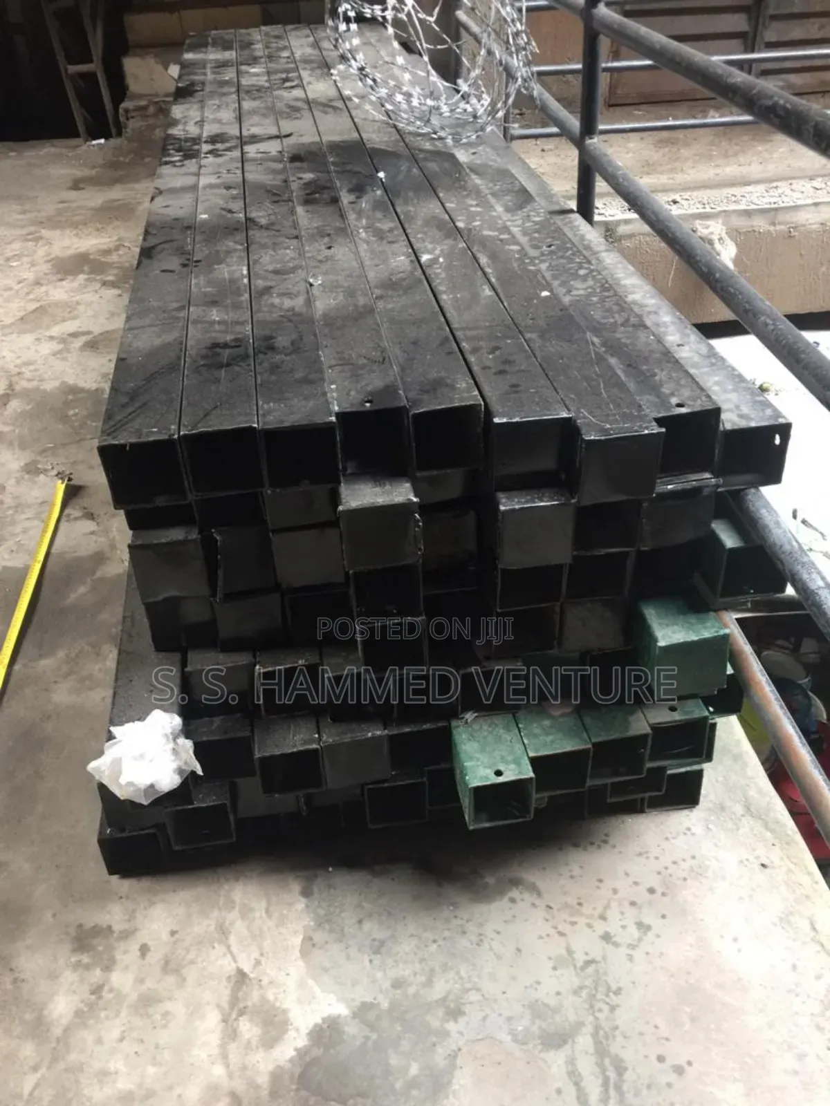 Beside Drainages Elevation Panels Mesh Wires