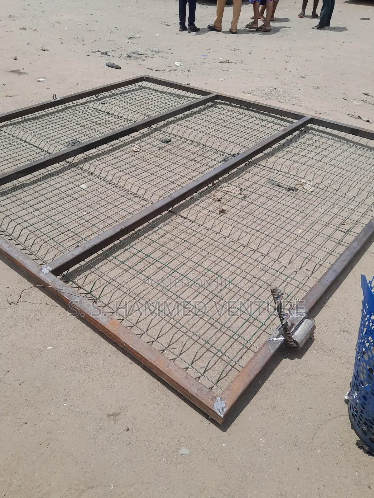 Panels Mesh Wires Design Doors