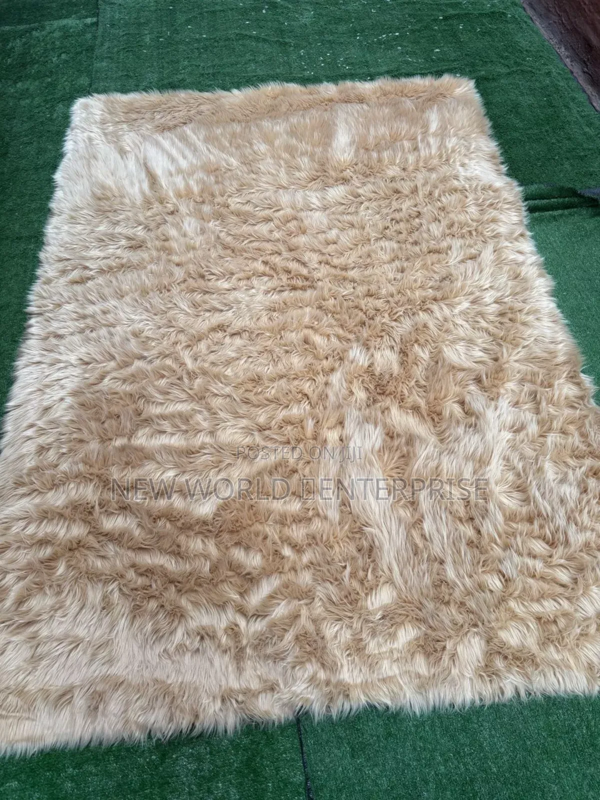 5by7 Feets Fur Rug