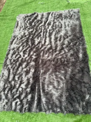 7by10 Feet Modern Fur Rug Dark Gray Colour