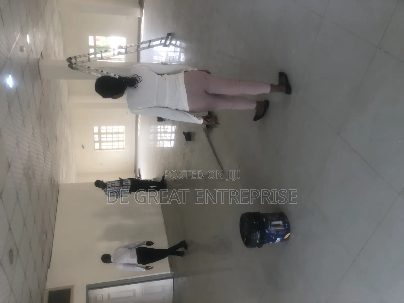 Open Duplex Building for Rent