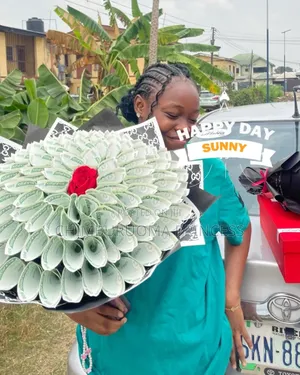 Money Bouquet, Boxes and Face Cap Bouquet