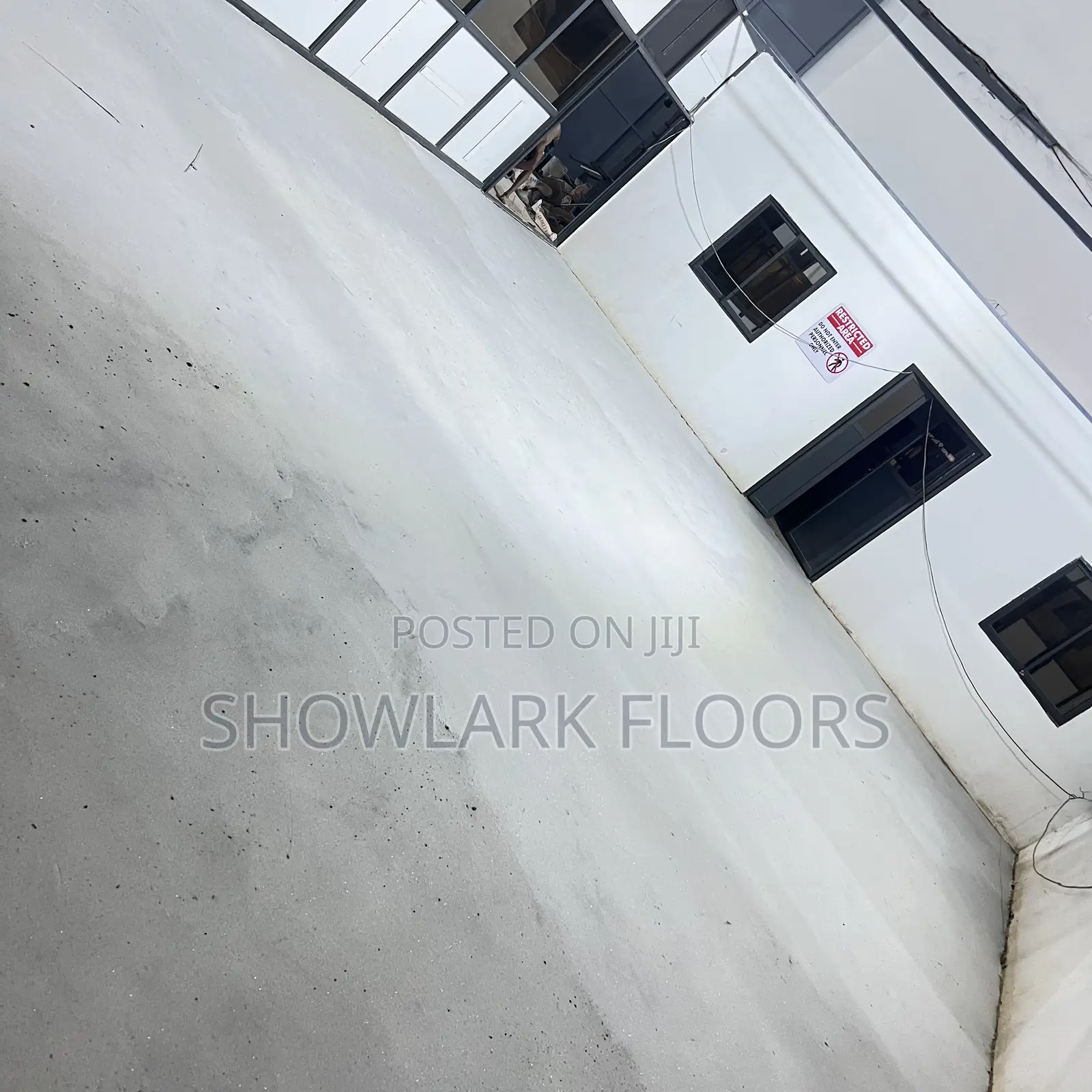 Solid/Reliable Epoxy Floor