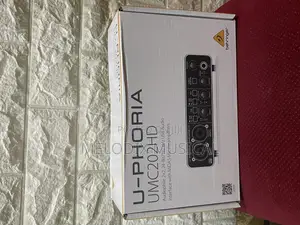 Behringer U-Phoria Umc202hd Audio Interface