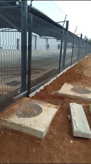 Wire Mesh Fencing Construction