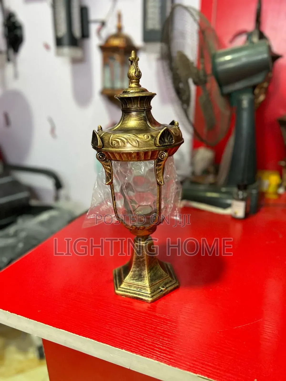 Gold Top Fence Lamp