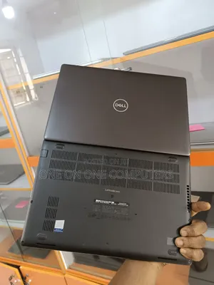 Laptop Dell Latitude 5400 16GB Intel Core I7 SSD 512GB
