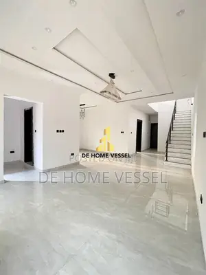 Luxury 4 Bed Detached Duplex With Bq