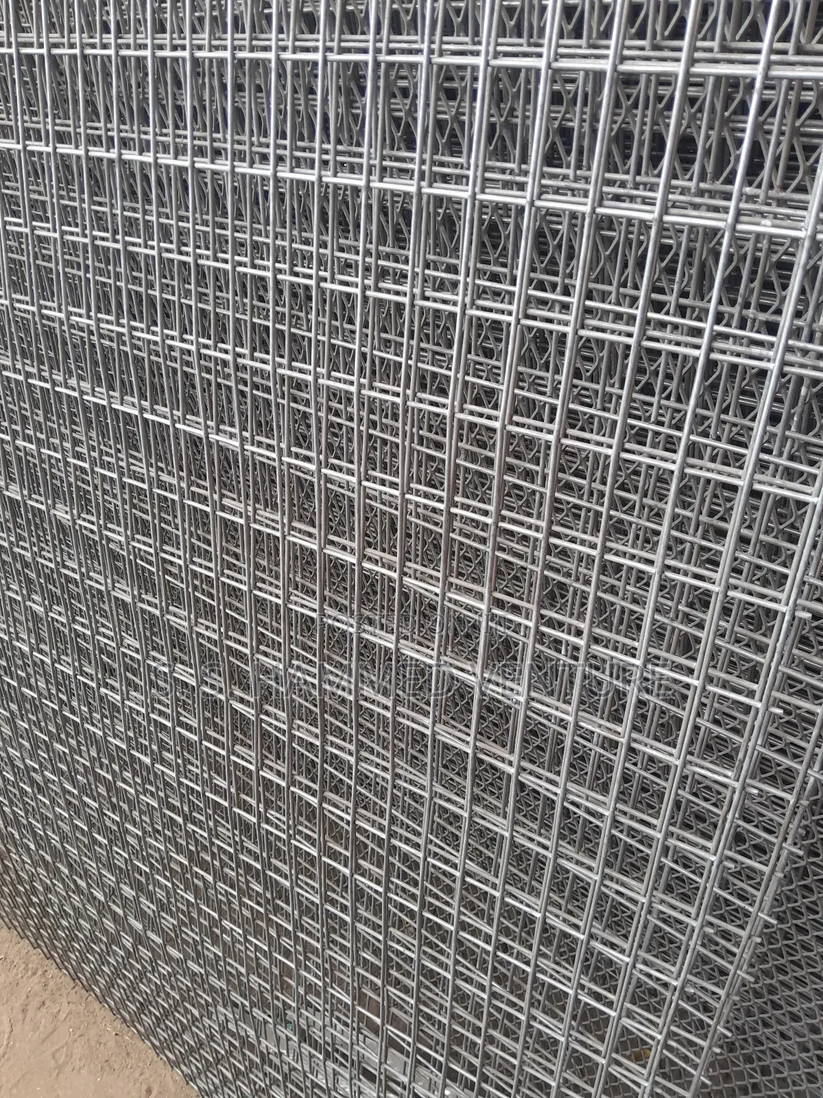 Reservoir Tank Mesh Wires