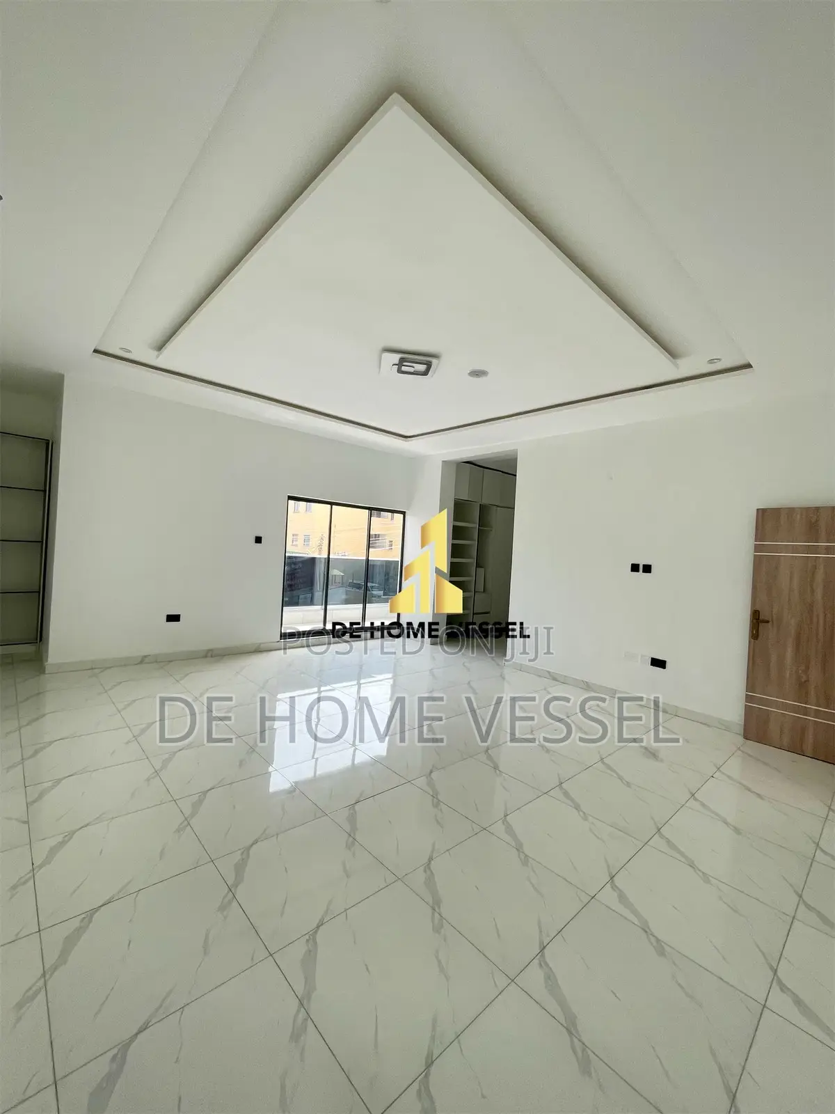 Luxury 5 Bed Detached Duplex With Bq