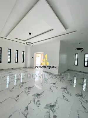 Luxury 5 Bed Detached Duplex With Bq