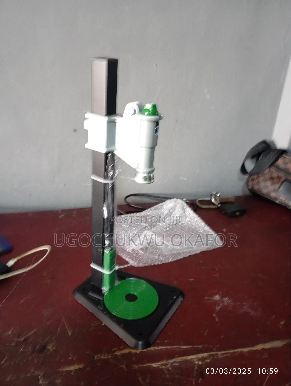 Crown Capping Machine
