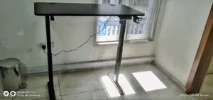 Electric Height Adjustable Table