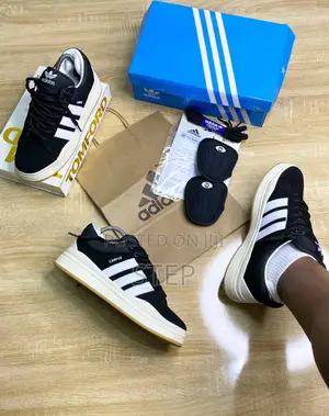 Adidas Campus