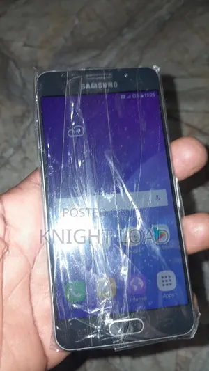Samsung Galaxy A3 16 GB Black