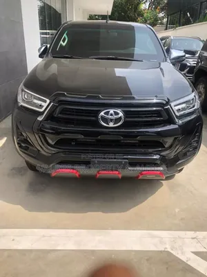 Photo - New Toyota Hilux 2024 Black
