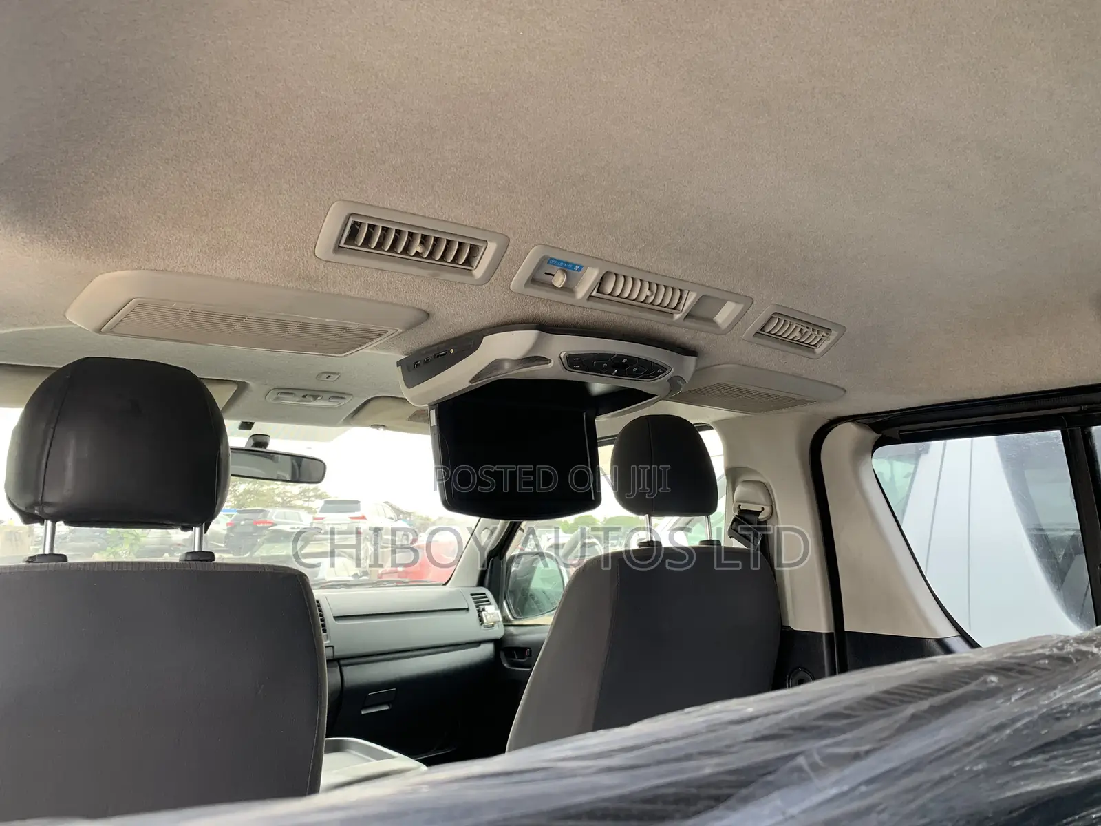 Toyota Regius 2013 Grey