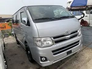 Toyota Regius 2013 Grey