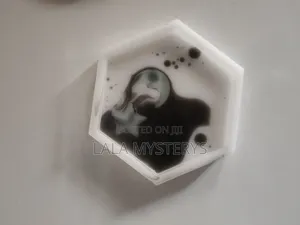 Customizable Resin Home Decor Pieces Functional Art Pieces