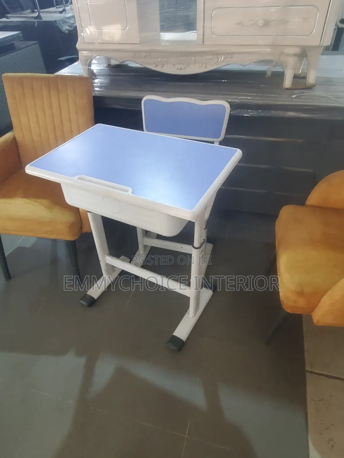Reading Table and Chair