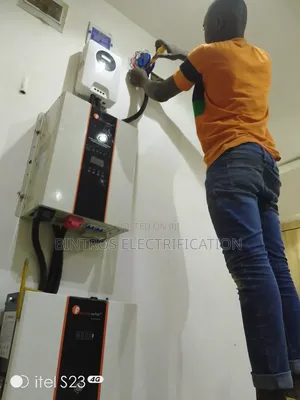 Solar Panel and Inverter Installer