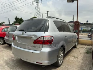 Toyota Avensis 2.4 Exclusive Automatic 2008 Silver