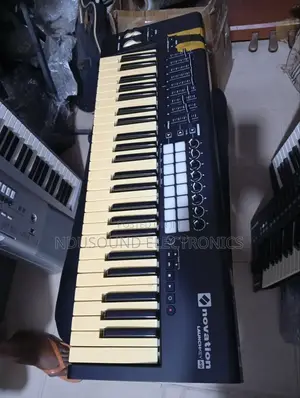 Uk Used Novation Launch Key 49