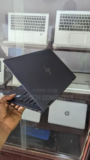 Laptop HP Dragonfly G2 16GB Intel Core I5 SSD 512GB