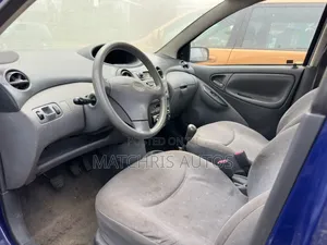 Toyota Yaris 1.8 TS Liftback 2007 Silver