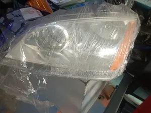 Headlight Kia Sorento 2008 Model.