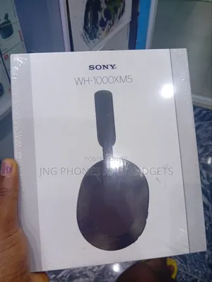 Photo - Sony Headphones