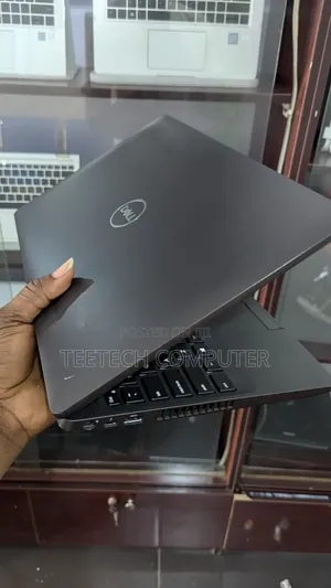 Laptop Dell Precision 3541 8GB Intel Core I5 SSD 256GB