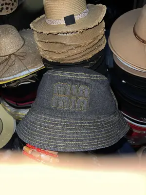 Bucket Hat.