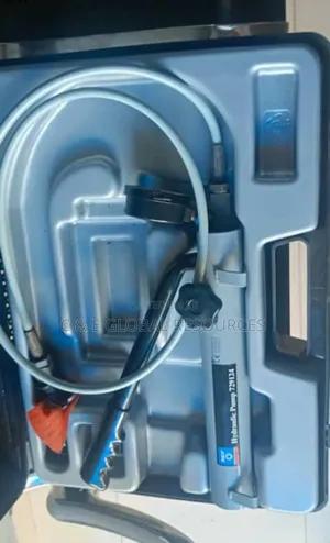 SKF Hydraulic Hand Pump (15,000psi)