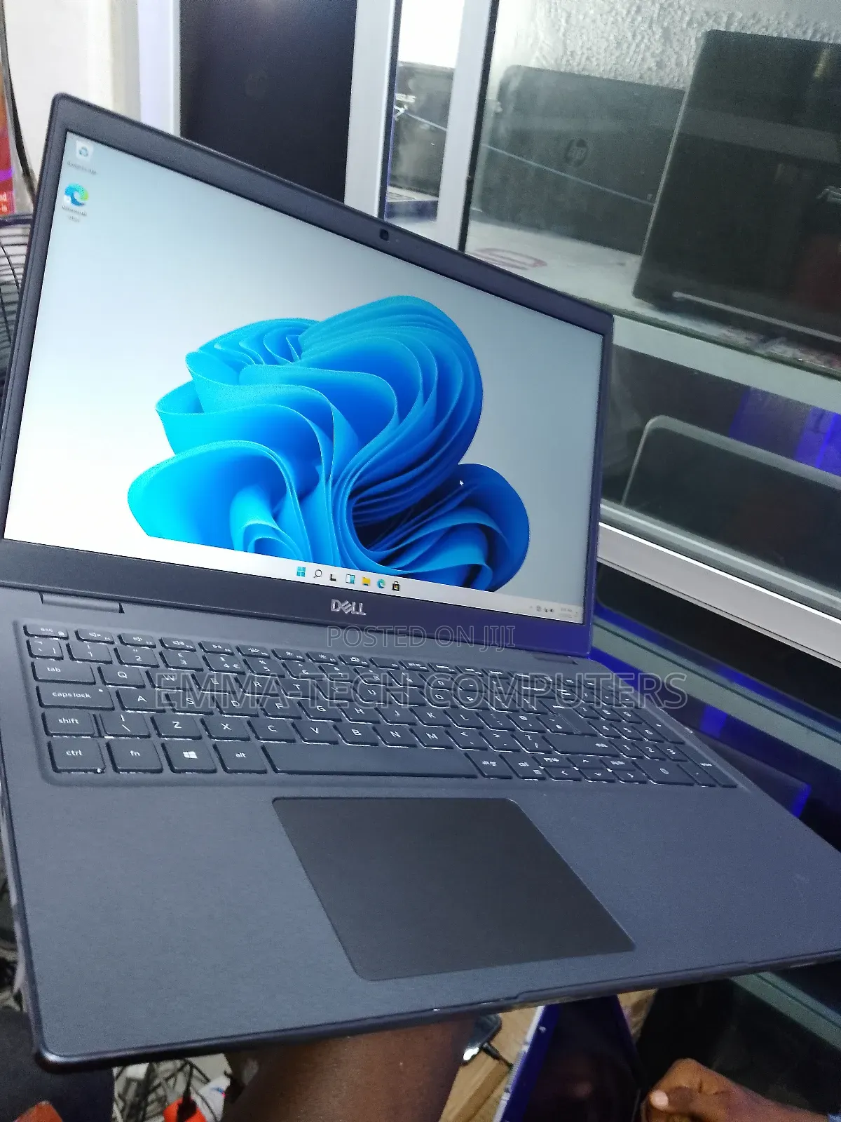 Laptop Dell Latitude 3510 8GB Intel Core I5 SSD 256GB